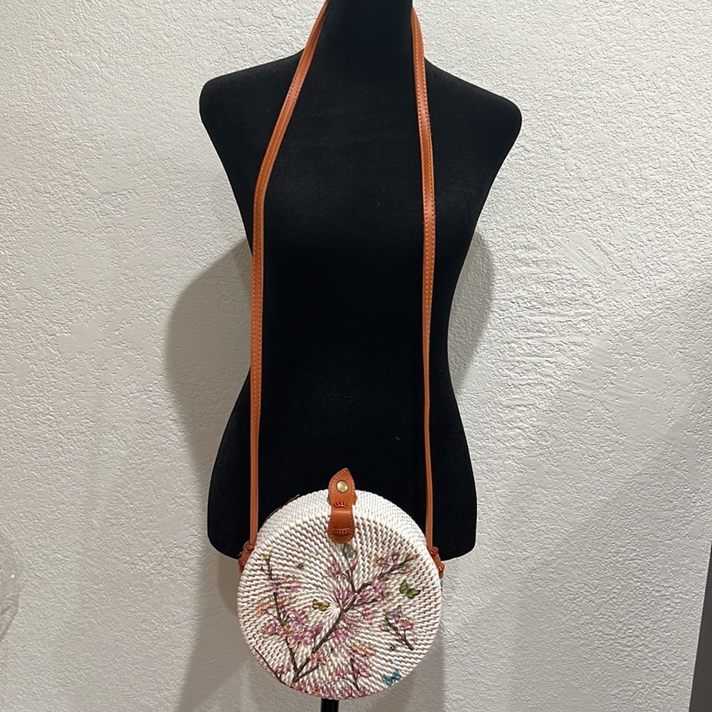 Handmade Bali Rattan Bag - Picture 2 of 12